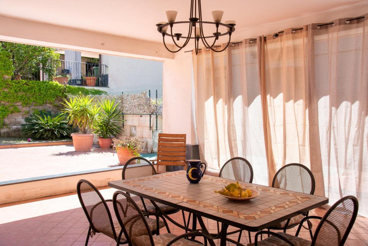Casa Donna Sonia Villa ปิอาโนดิซอร์เรนโต ภายนอก รูปภาพ