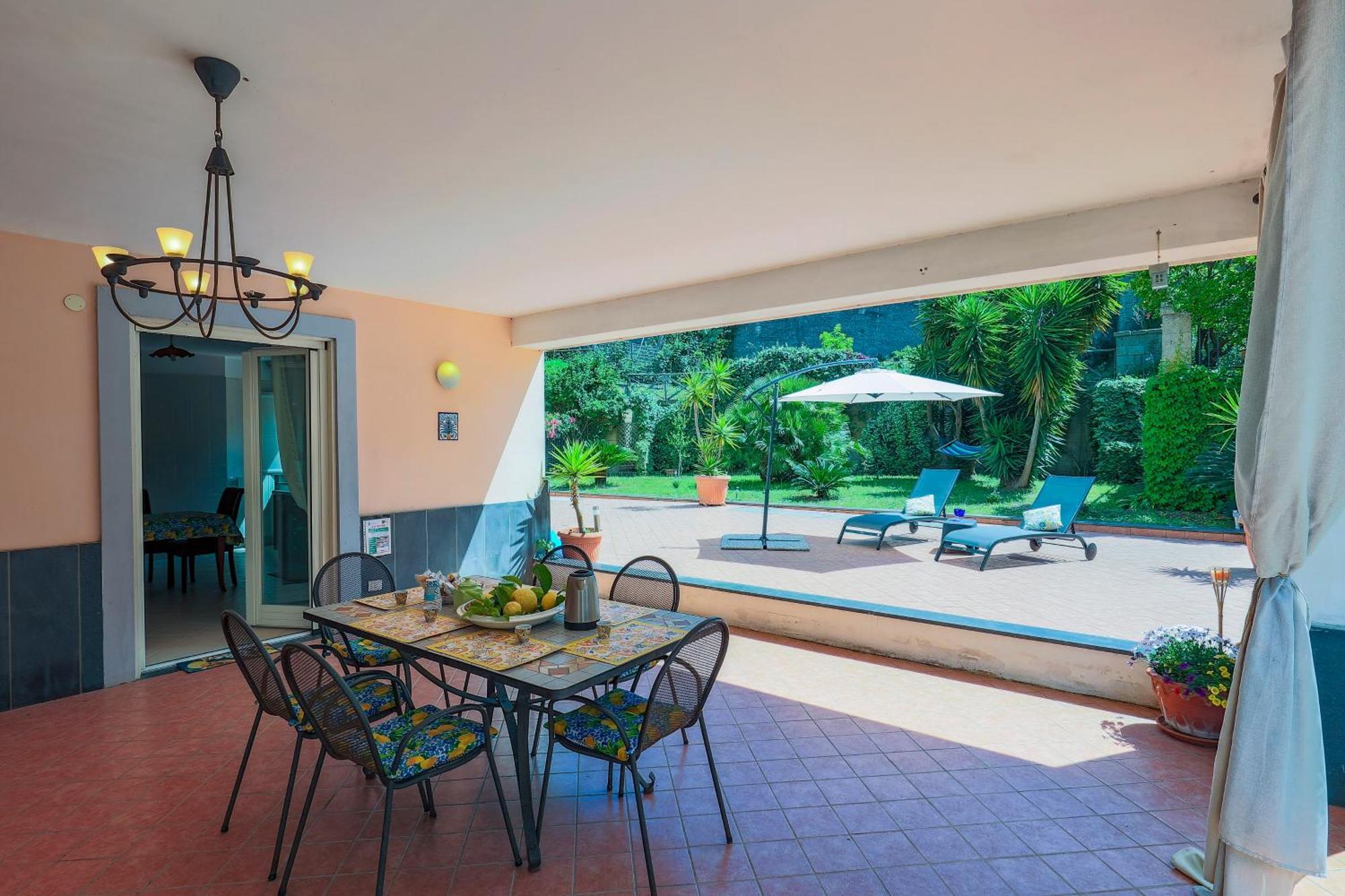 Casa Donna Sonia Villa ปิอาโนดิซอร์เรนโต ภายนอก รูปภาพ
